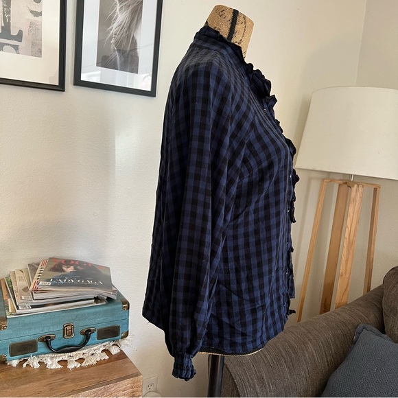 Cabi Aberdeen Blue Buffalo
Plaid Button Up Top Blouse Size Small - Picture 3 of 9